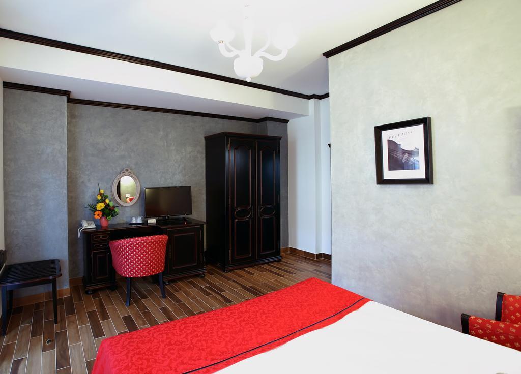 Hotel Galany Rădăuţi Esterno foto