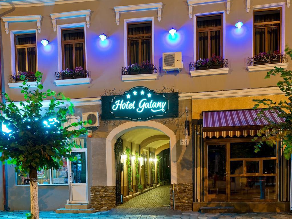 Hotel Galany Rădăuţi Esterno foto