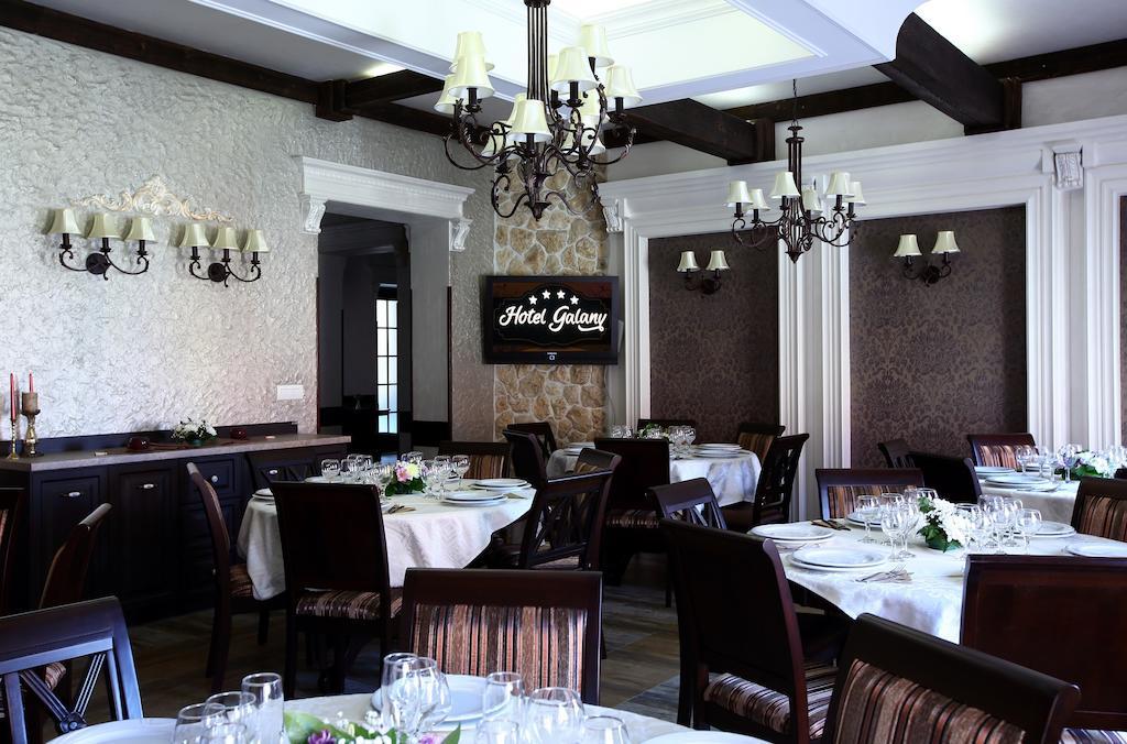 Hotel Galany Rădăuţi Esterno foto