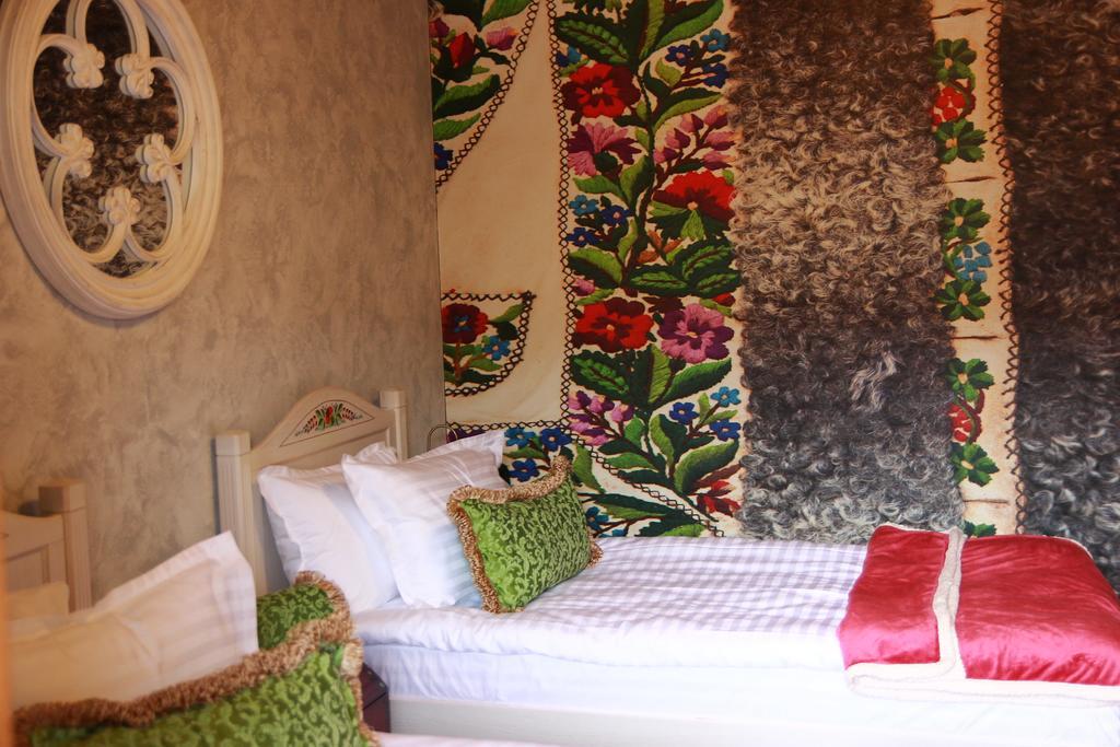 Hotel Galany Rădăuţi Esterno foto
